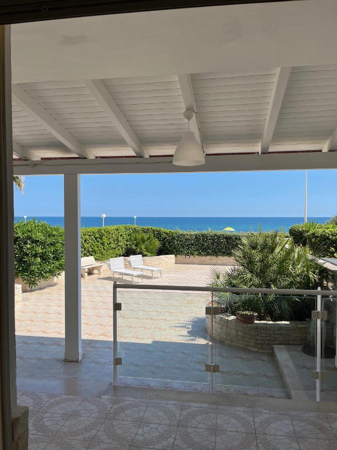 Villa Vista Mare Bari Exteriör bild